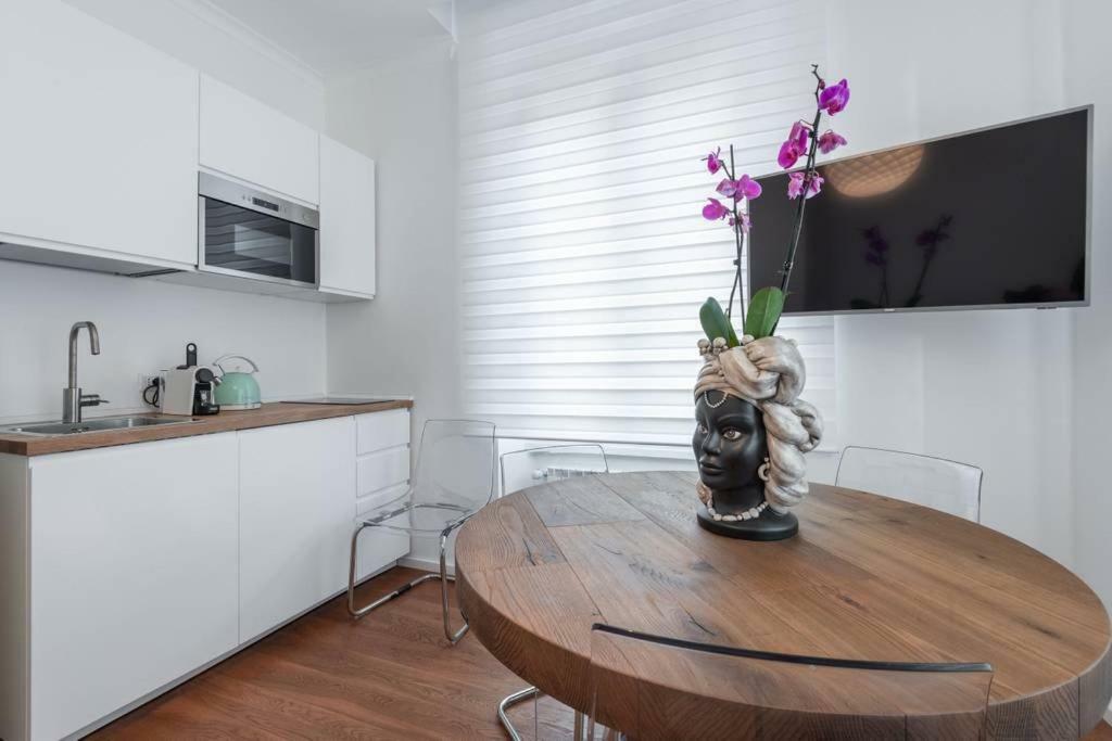 500 Suite Prati Delle Vittorie Рим Екстериор снимка